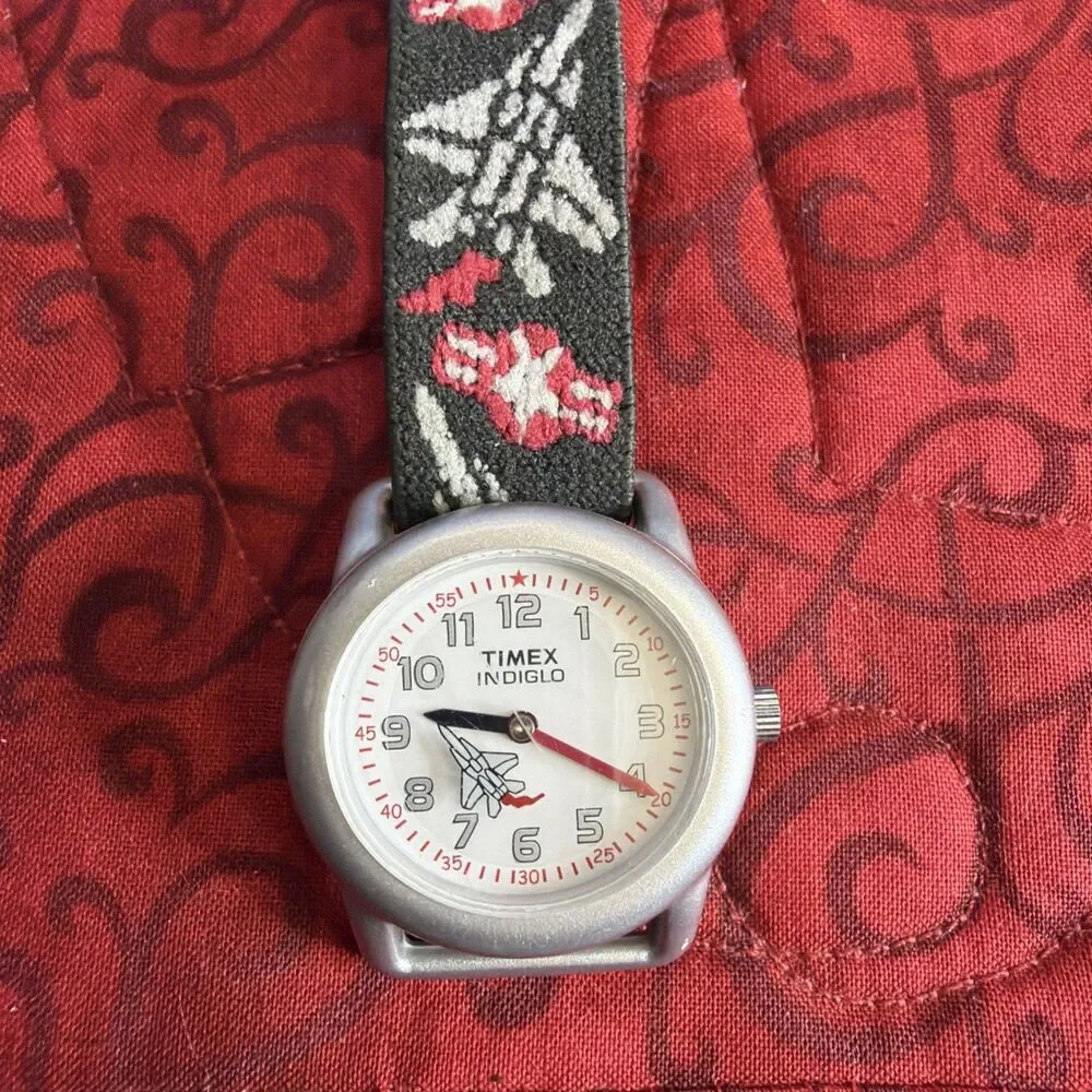 Timex Kids Time Teacher Moving Rocket Wth Indiglo New Battery Super Rare Vintage
